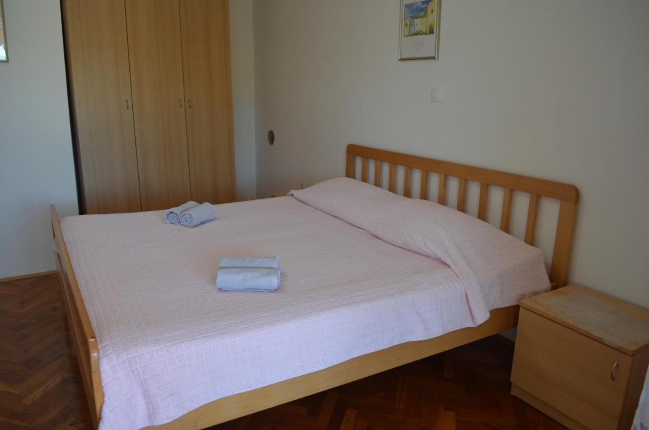 Apartments Mare Malinska Zewnętrze zdjęcie