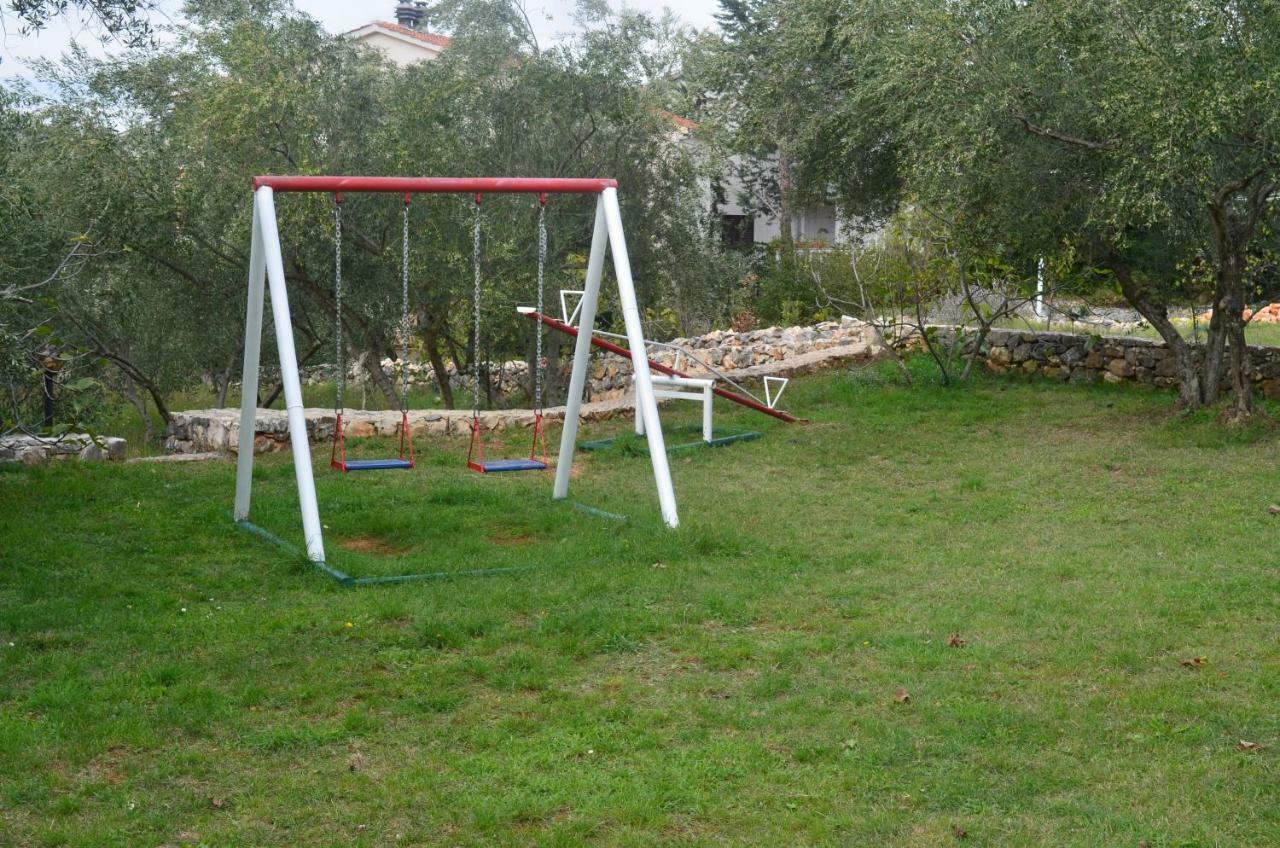 Apartments Mare Malinska Zewnętrze zdjęcie