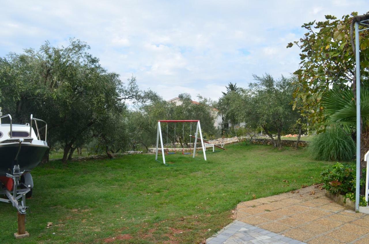 Apartments Mare Malinska Zewnętrze zdjęcie