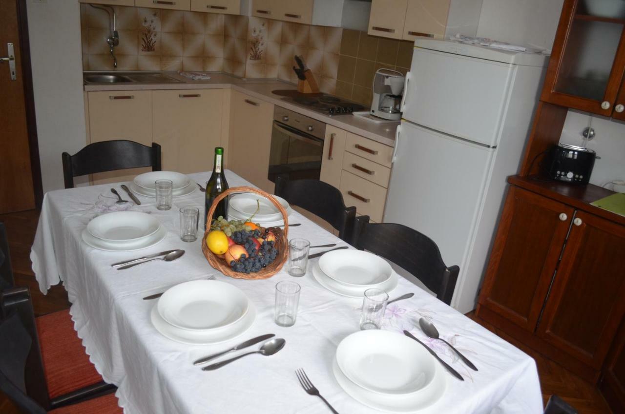 Apartments Mare Malinska Zewnętrze zdjęcie