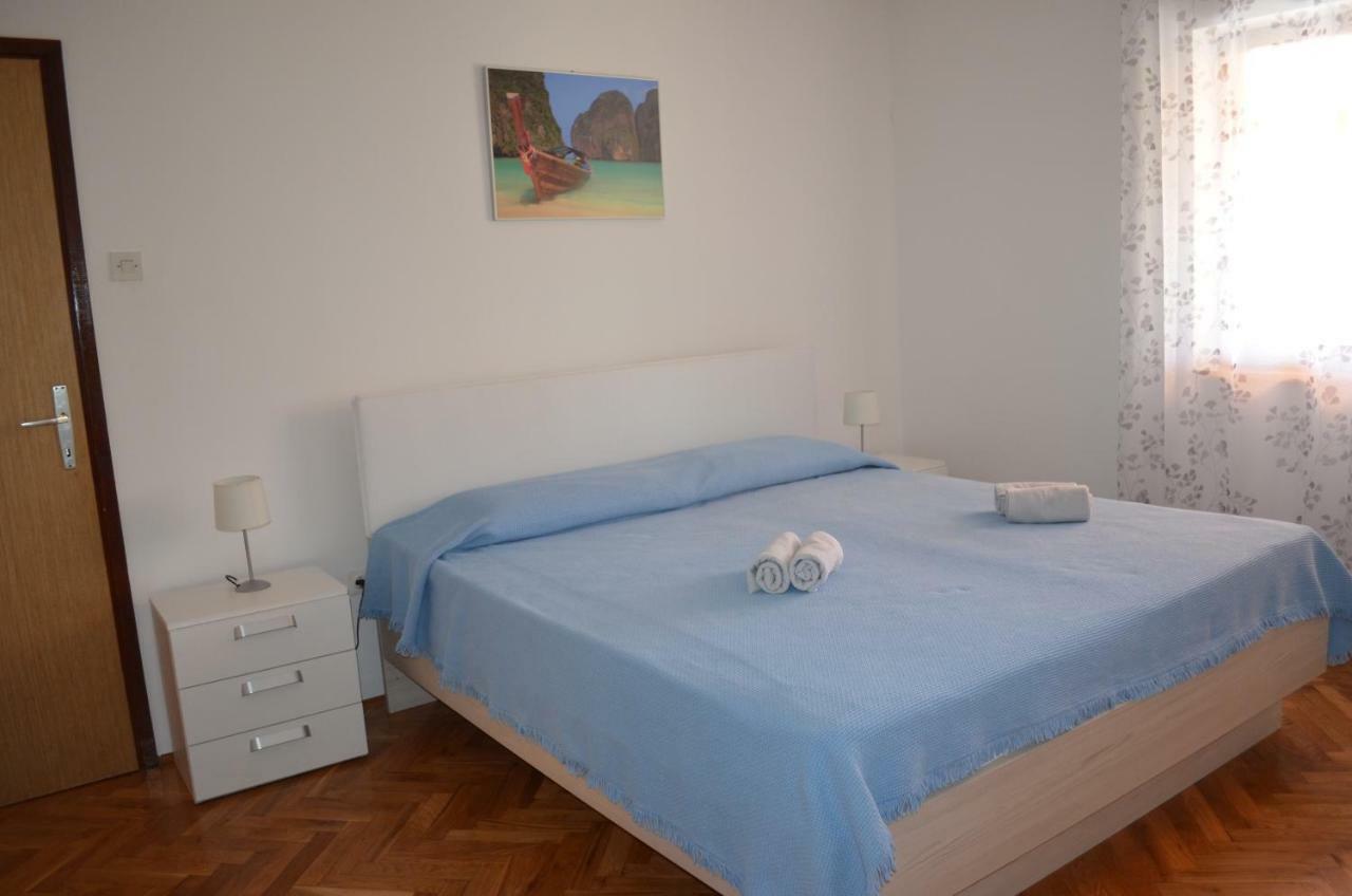 Apartments Mare Malinska Zewnętrze zdjęcie